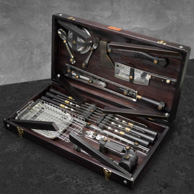 Подарочный набор для мангала в деревянном кейсе Валькири, 39 предметов