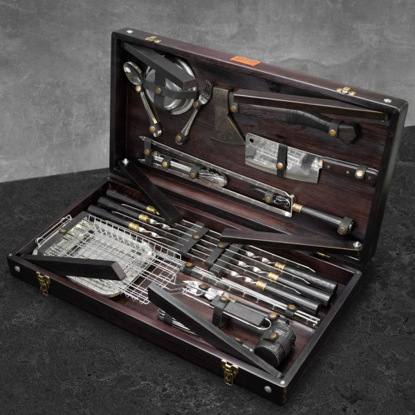 Купить Подарунковий набір для мангалу в дерев'яному кейсі Валькірія, 39 предметів - WC-001 в магазине Grill Point