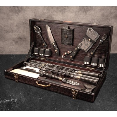 Подарочный набор для мангала в деревянном кейсе Видар, 38 предметов