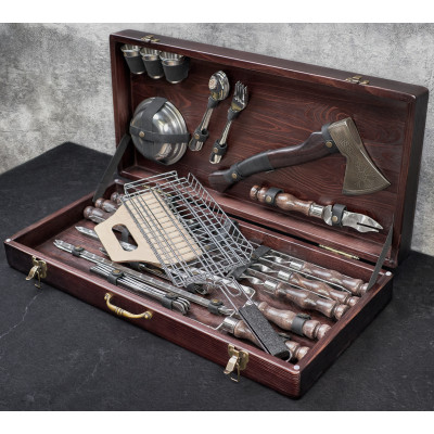 Подарочный набор для мангала в деревянном кейсе Тор, 43 предмета