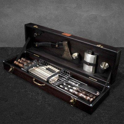 Подарочный набор для мангала в деревянном кейсе Снотра, 19 предметов