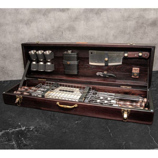 Купить Набір для мангалу "Сага" в дерев'яному кейсі 20 предметів - WC-019 в магазине Grill Point